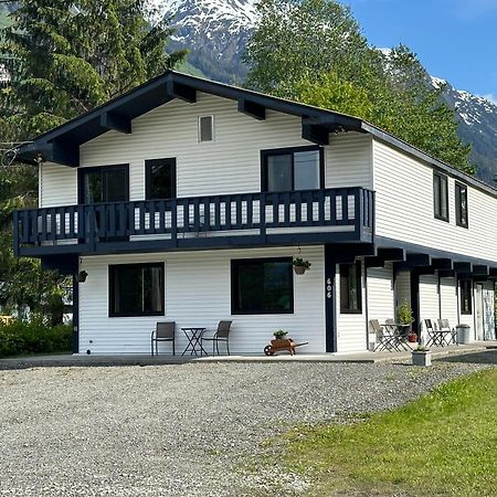 Bear Valley Guesthouse Stewart Exterior photo